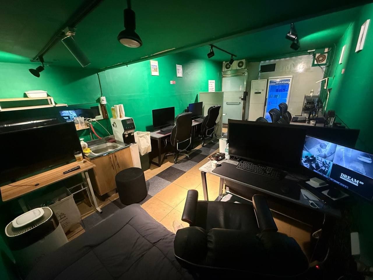 봉명동 pc방 판매합니다 - 충청북도 PC방 매물