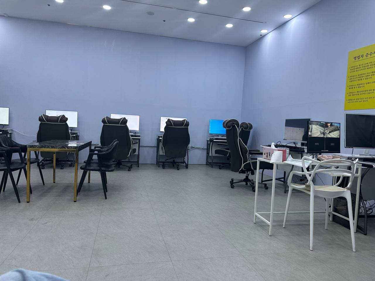 시흥시 정왕동 51 블럭 상권 최상!오래된 자리 컨디션 최상 - 경기도 PC방 매물